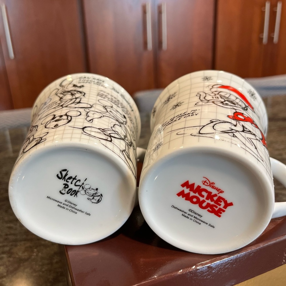 Disney Sketchbook Mugs Set Mickey & Minnie Mouse Ceramic Coffee Tea Cups New OBO - Picture 5 of 16